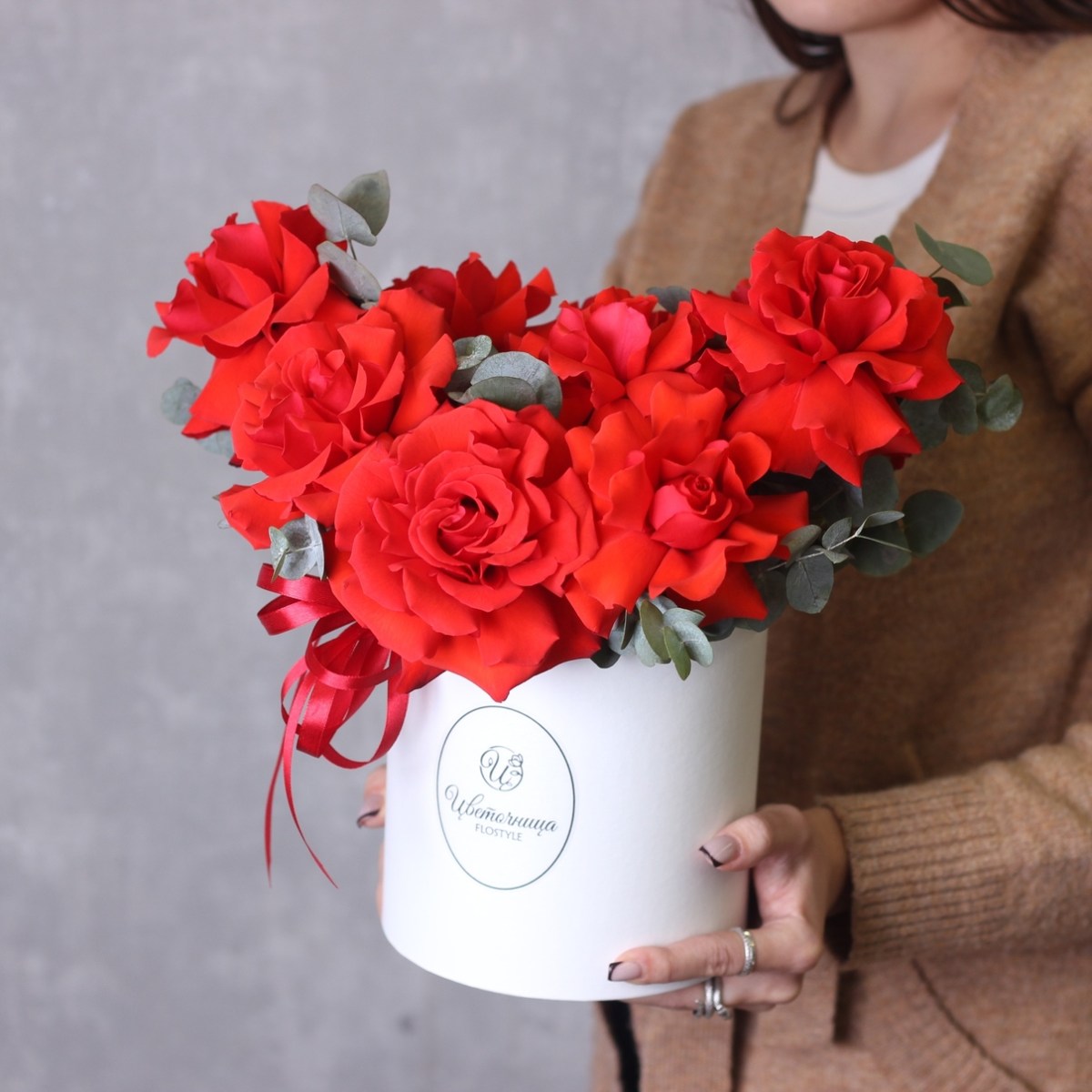 Francuzskie krasnye rozy 2